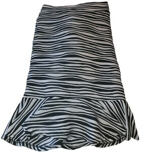 Suzy Shier Black and White Zebra Print Peplum Hem Skirt Size M